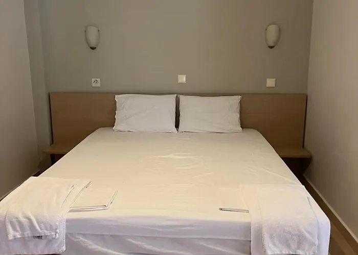 Marco's Appartments 아파트 네아 포티데아